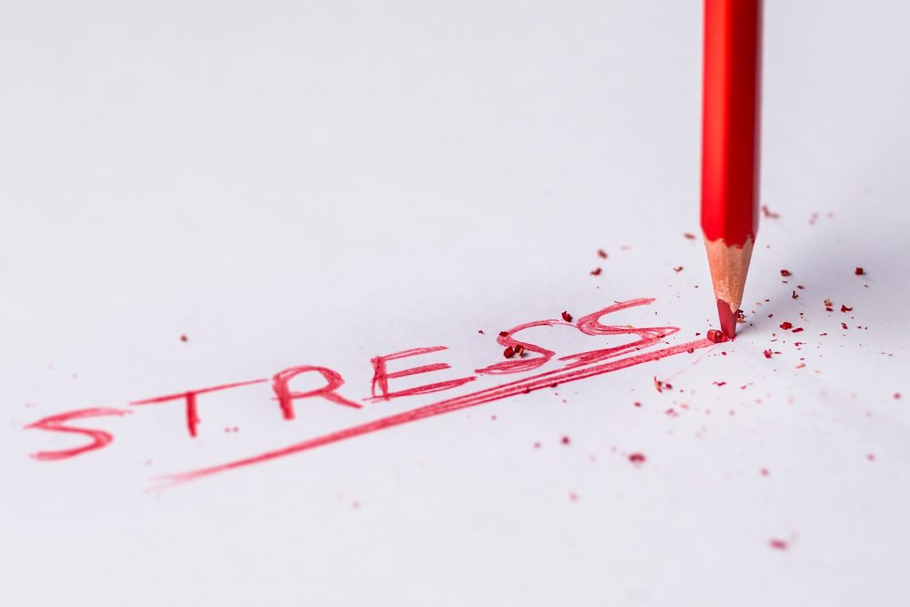 Stres i ekcem. Koliko su povezani i kako da pomognete koži na najbolji način